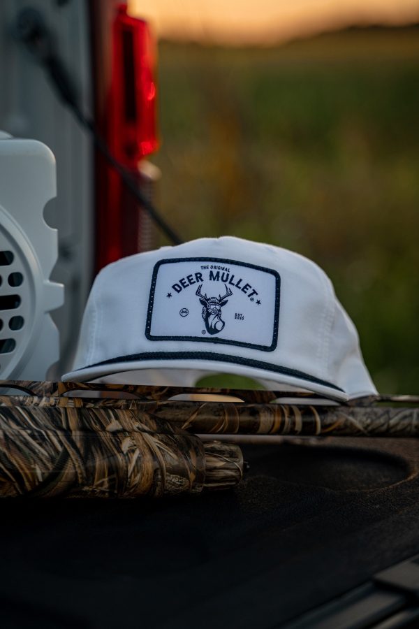 Deer Mullet Brand Rope Hat - White Black Online